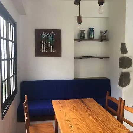 Califurnia - Refurb Antique * Icod De Los Vinos