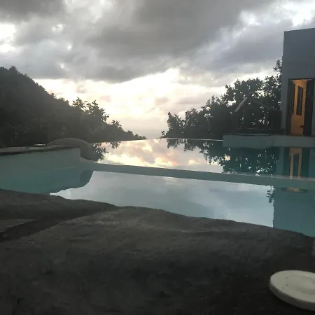 Villa Califurnia - Refurb Antique