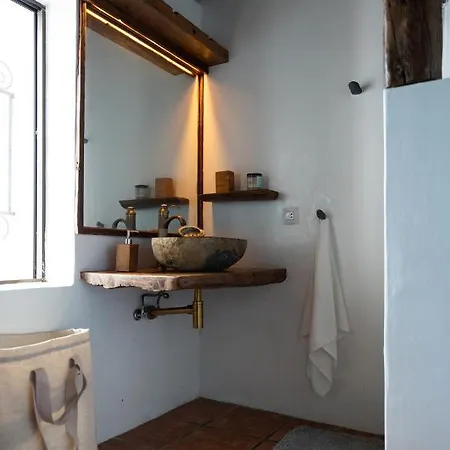 Califurnia - Refurb Antique Villa *